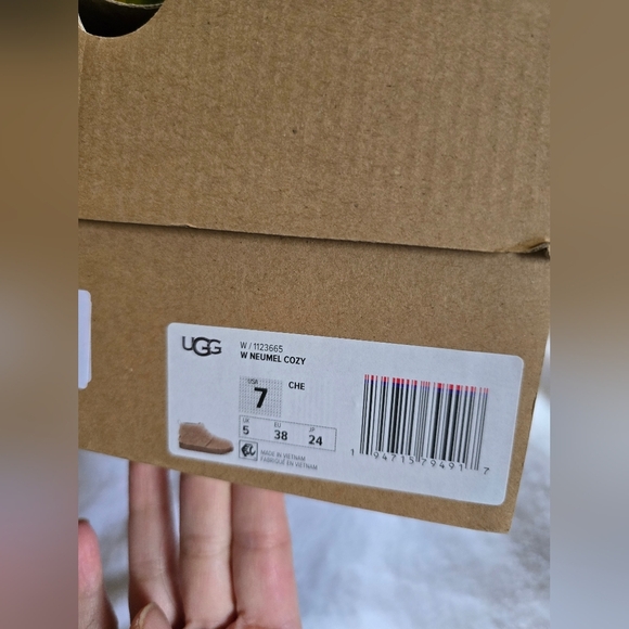 NEW! UGG, Womens Neumel Cozy Lace-up Boots, Chestnut, Size 7 - NIB - Picture 12 of 13